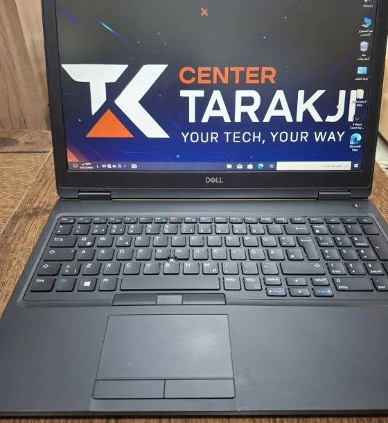 Latitude 5590
