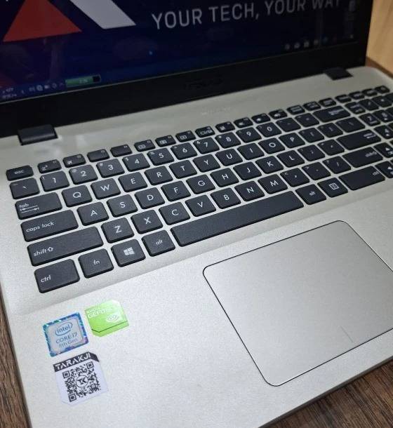 ASUS _ X54 UQR