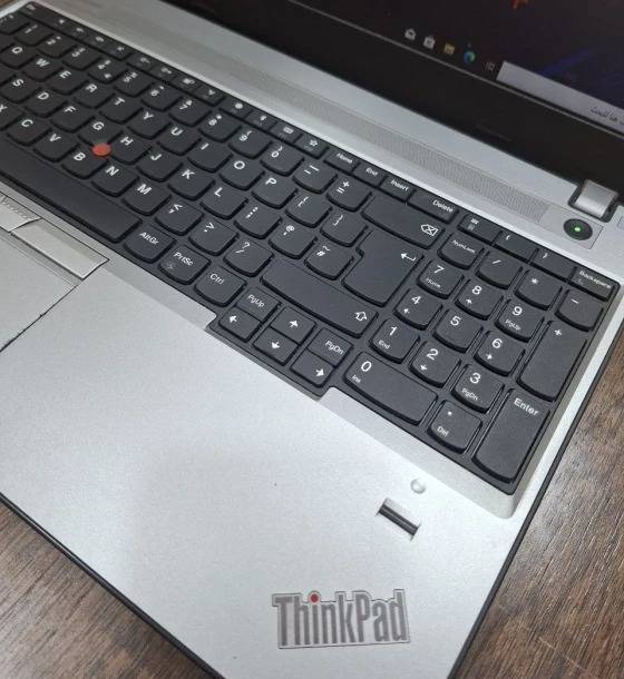 LENOVO Core i3_6006U