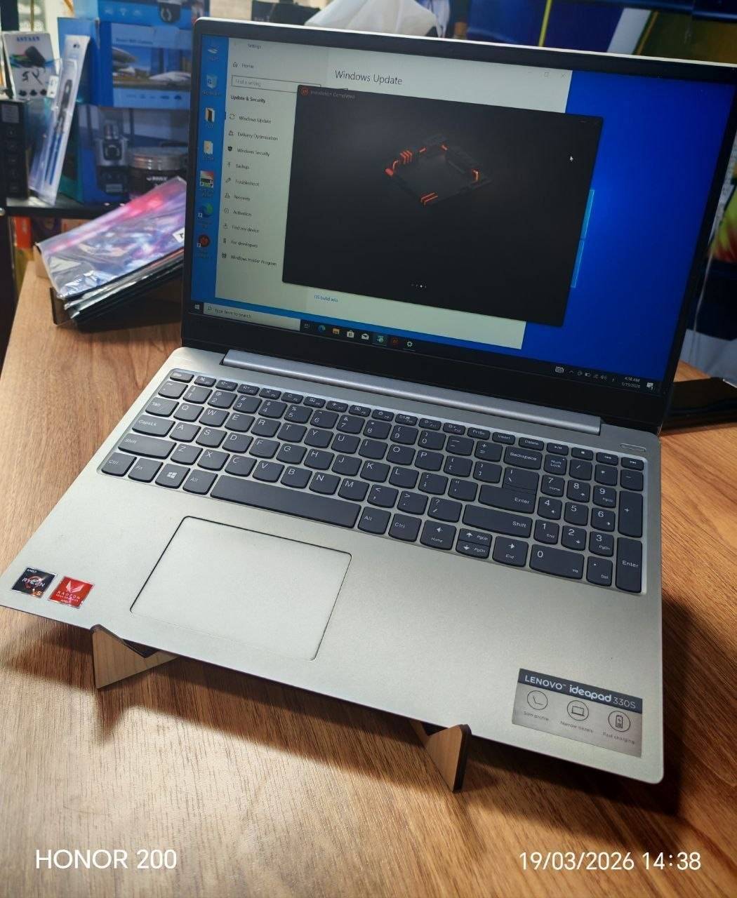 Lenovo ideapad slim 330s