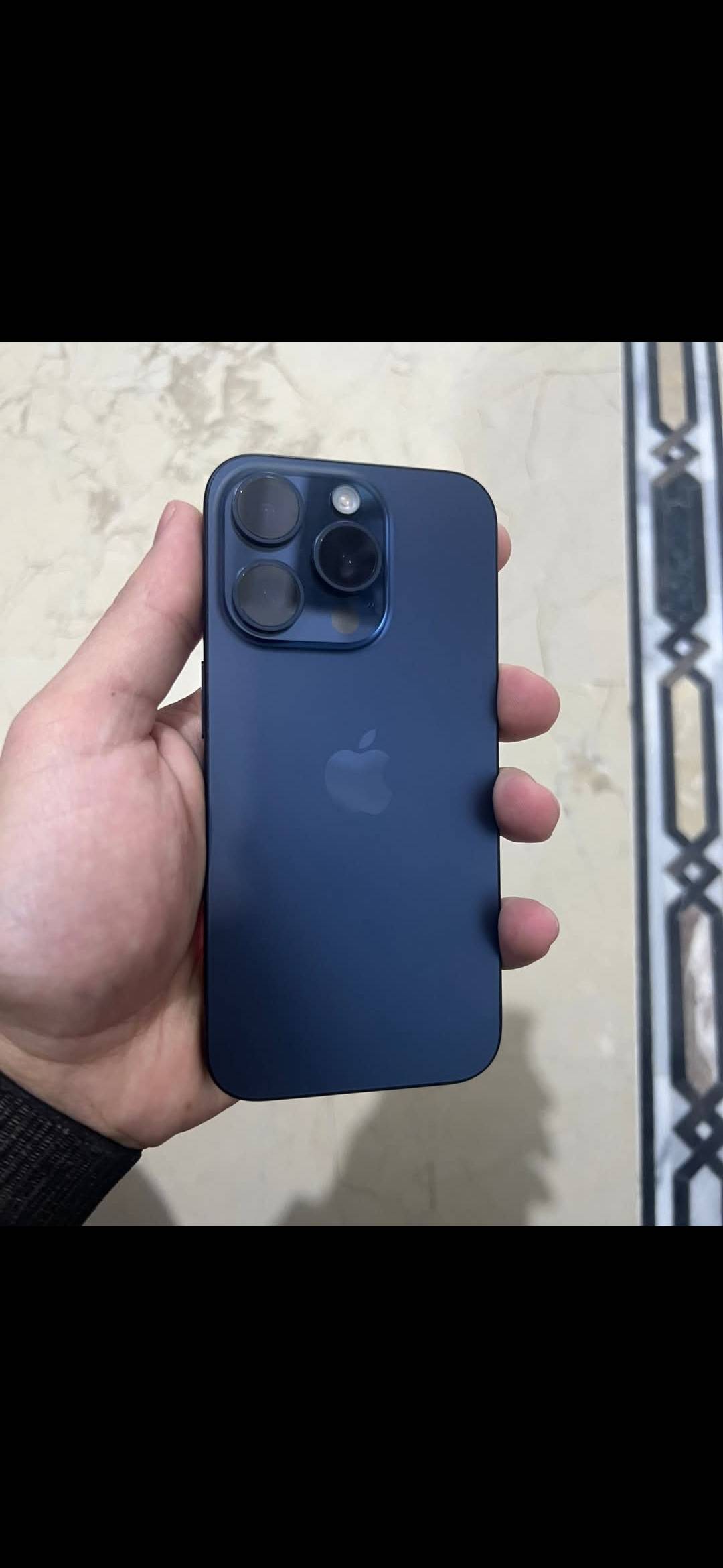 IPhone  للبيع