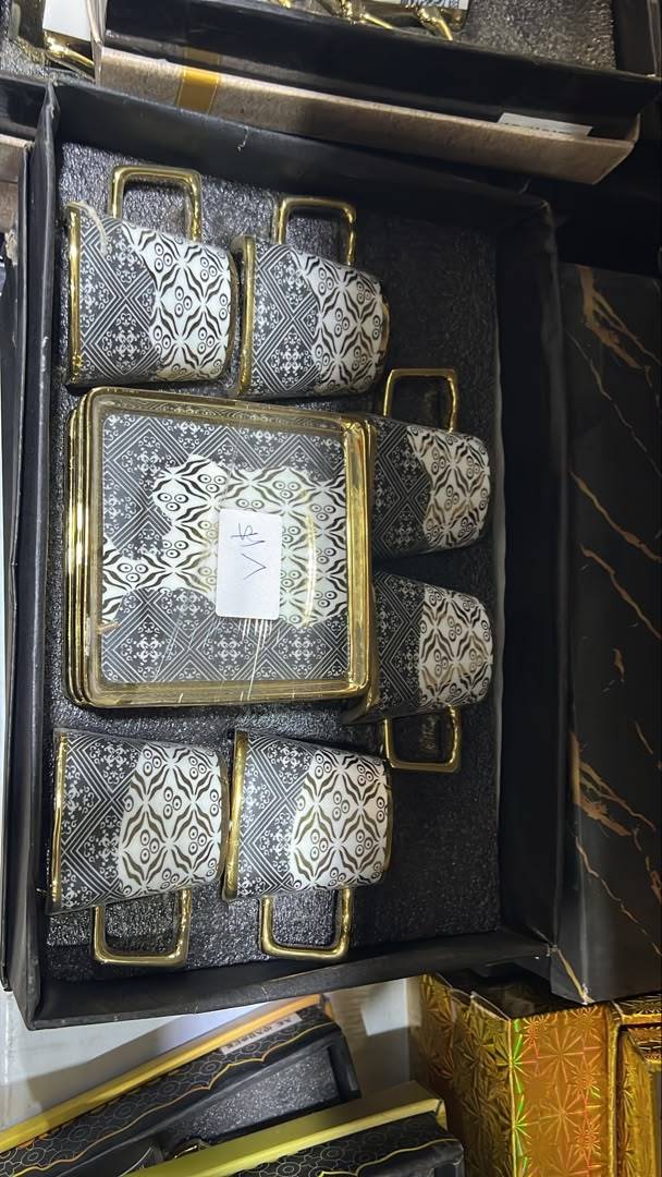 طقم فناجين