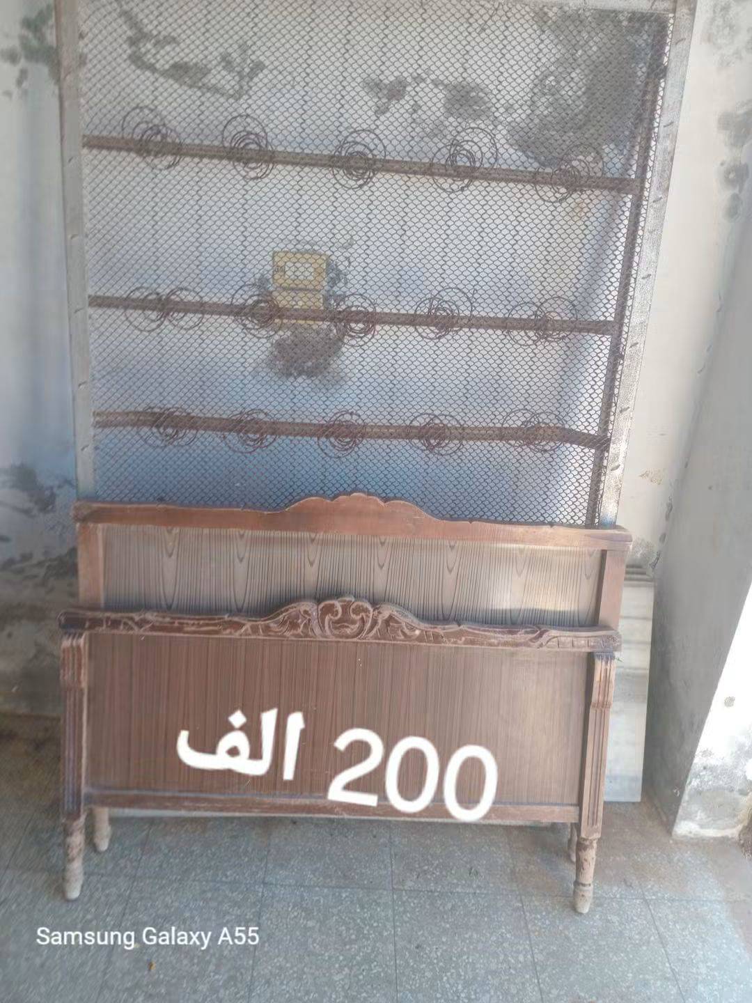 تخت 