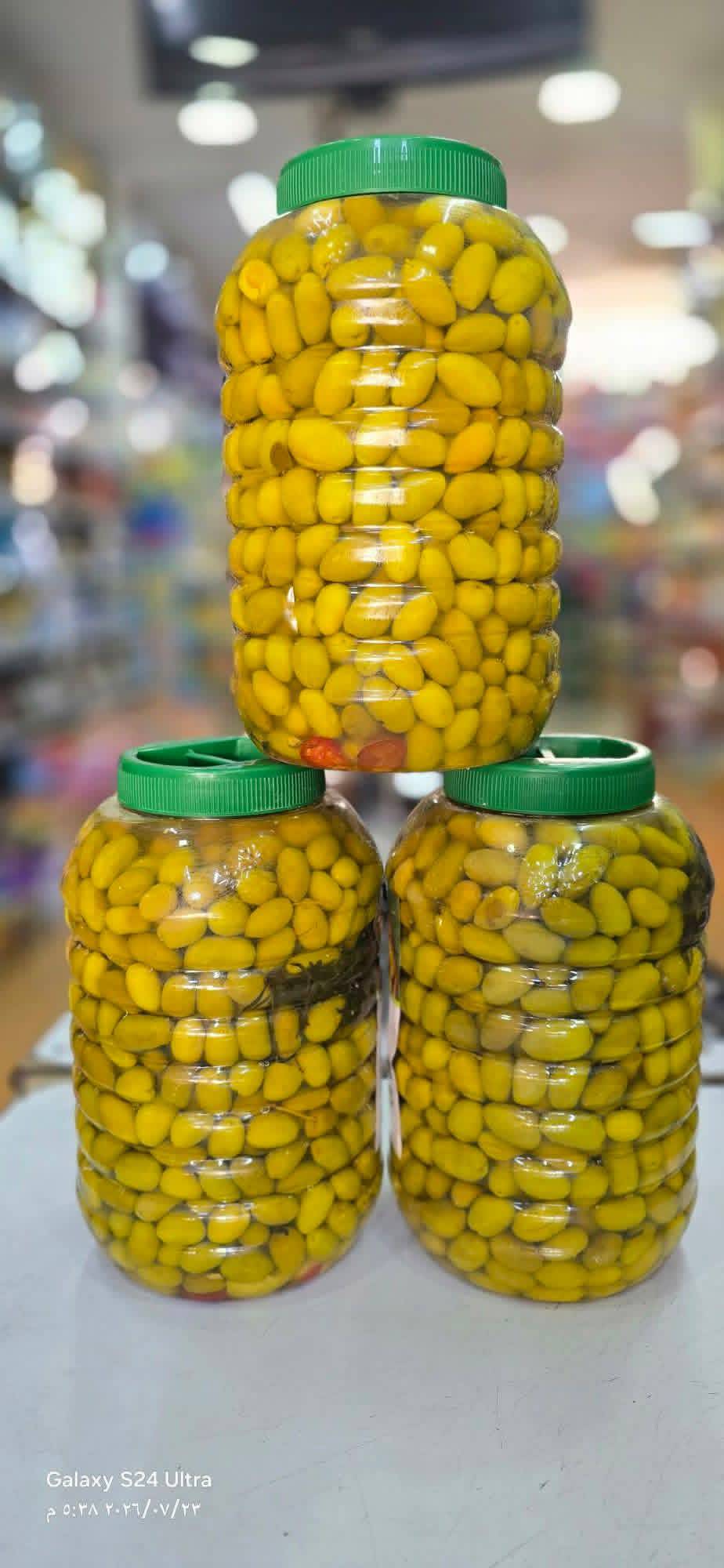 زيتون اخضر 
