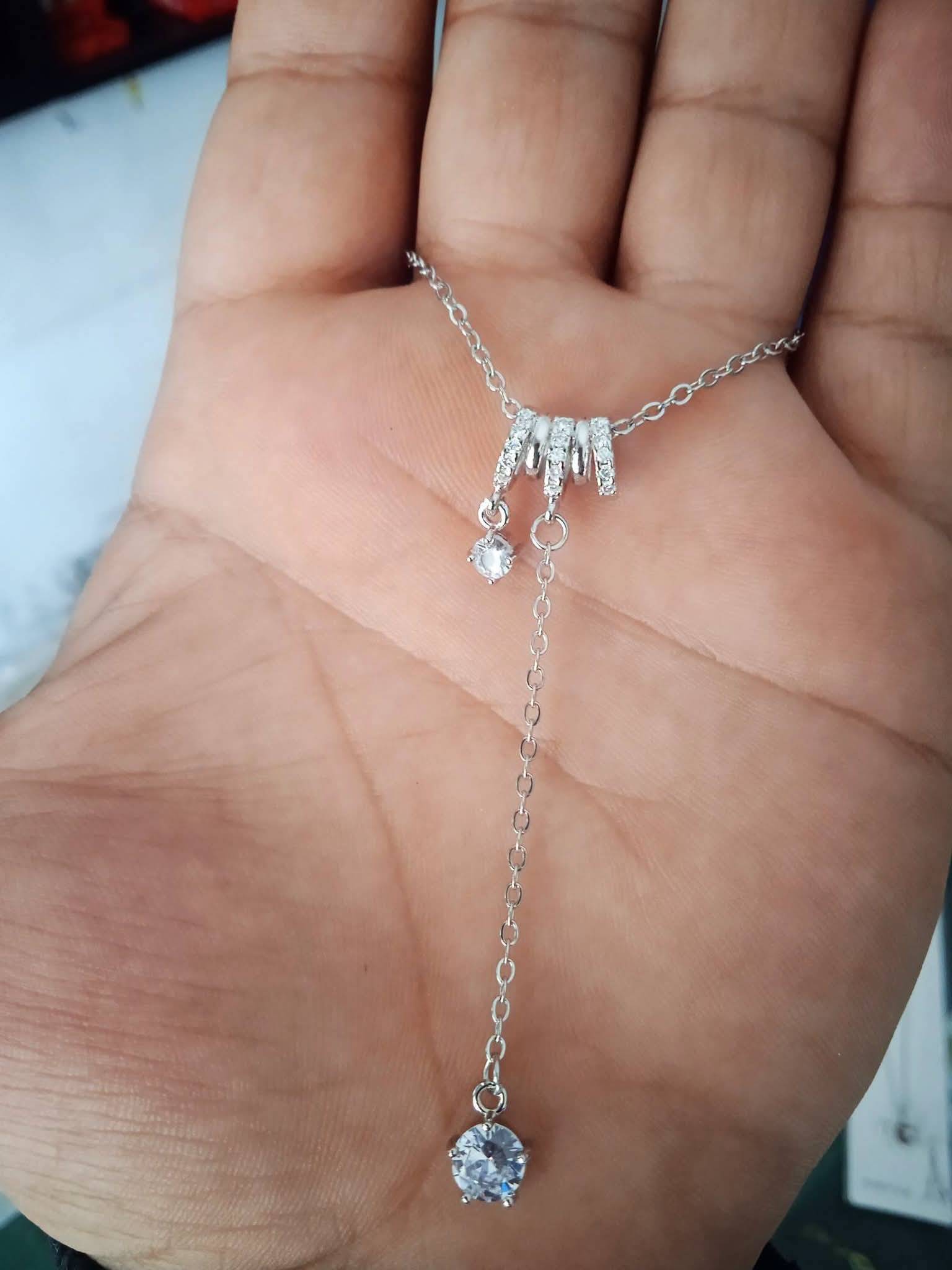 طوق فضي 