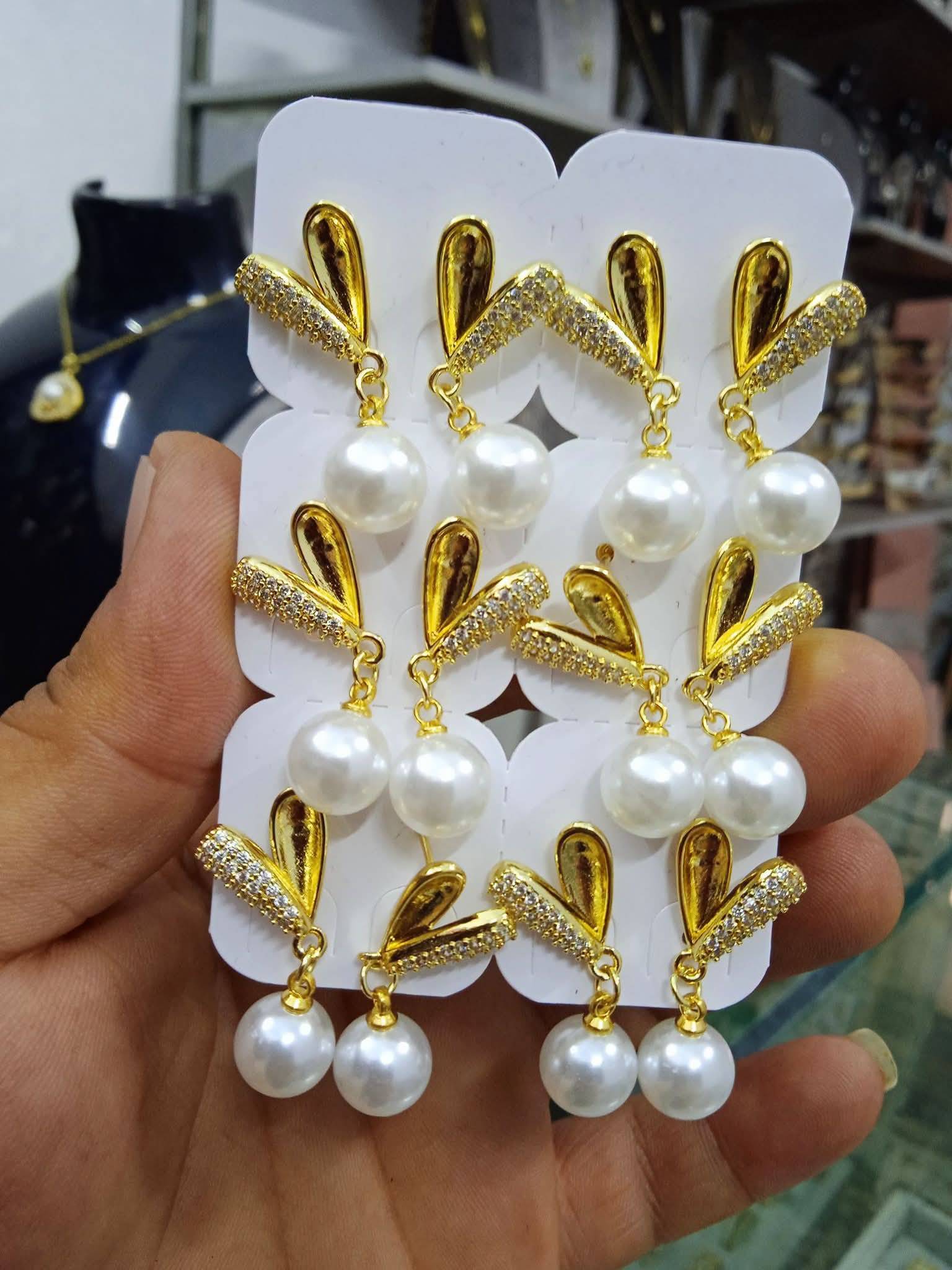 حلق اللولو 