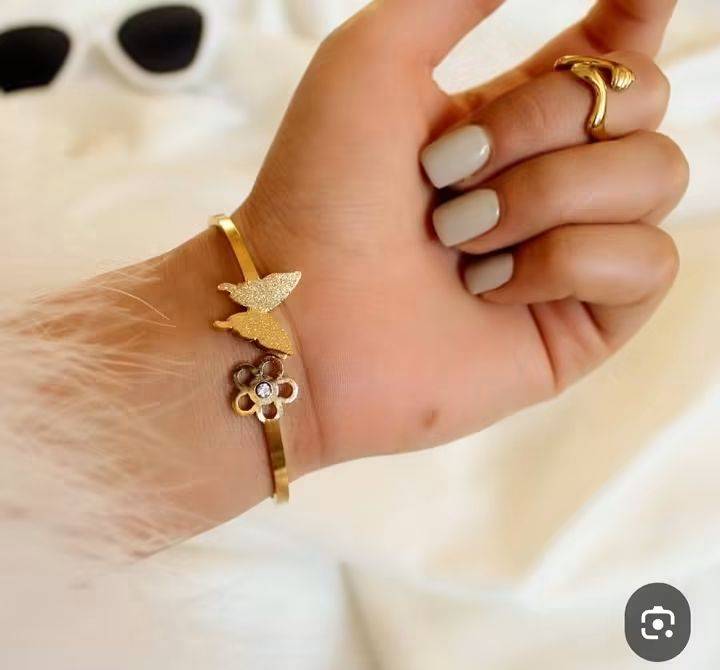 اساور 