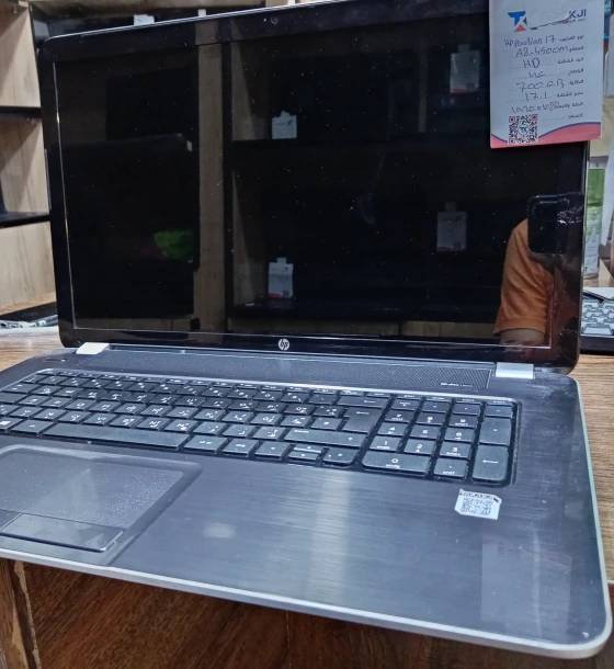 HP PAVLION 17