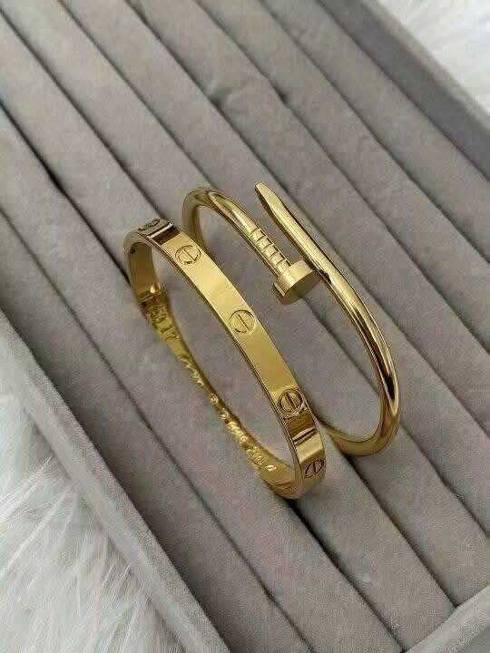 اساورمسمار