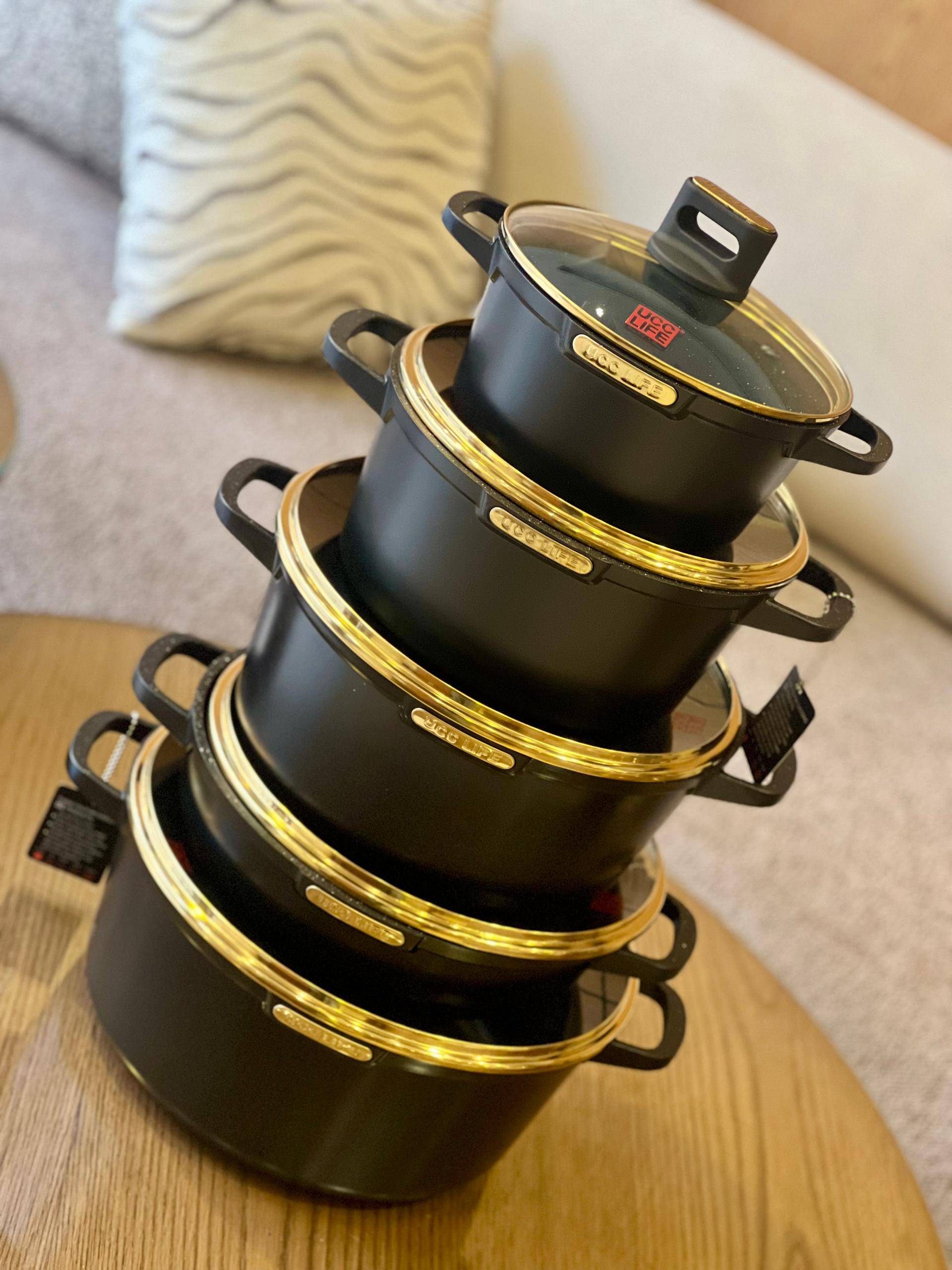 طقم طناجر