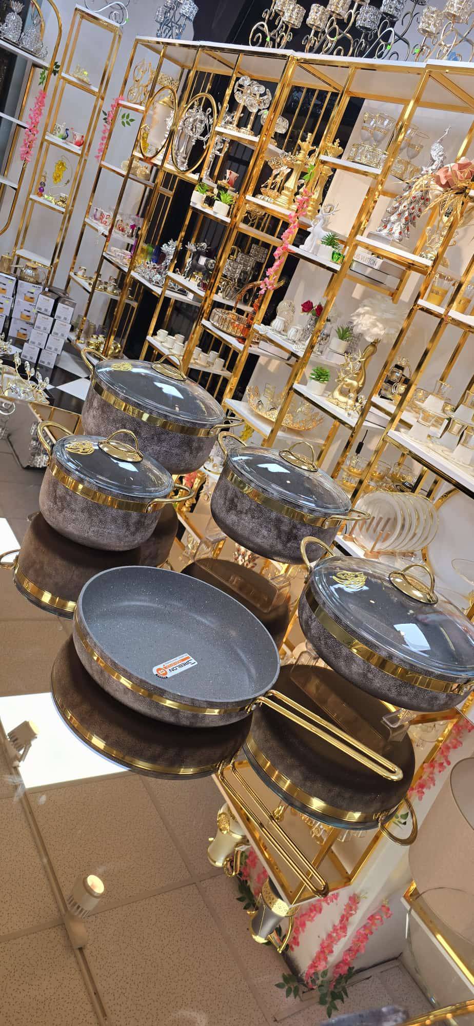 طقم طناجر