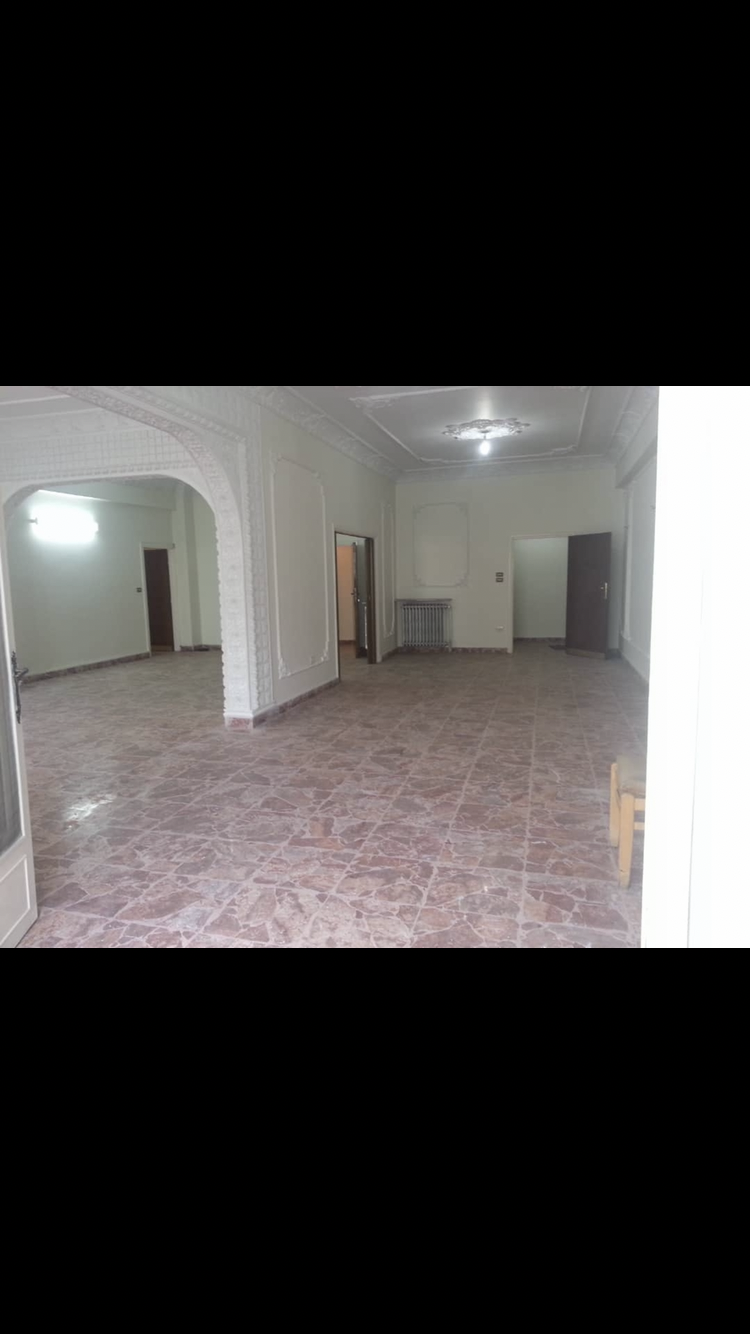 بيع شقة سكنية بأبو رمانة 