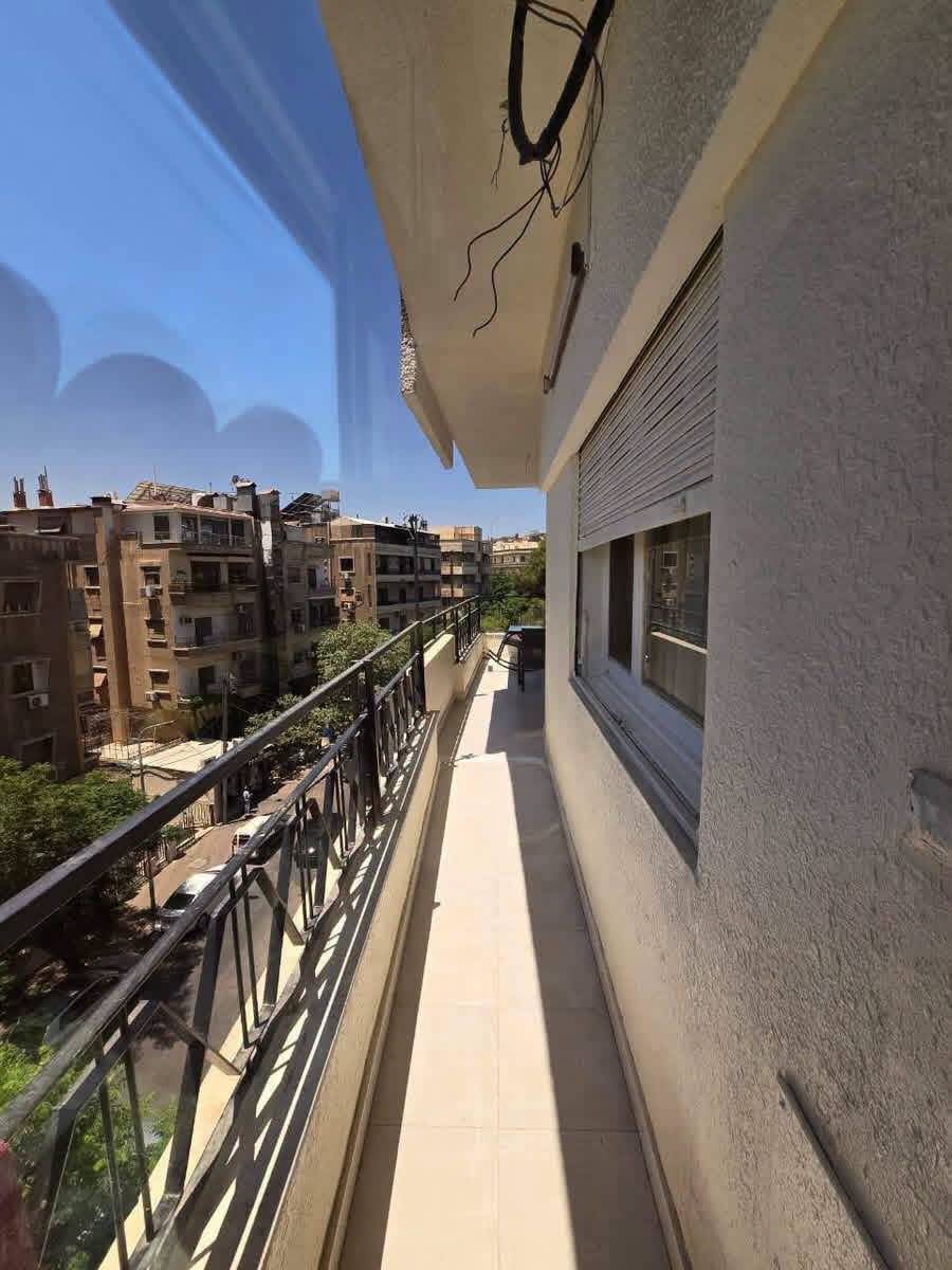 شقة للإيجار..