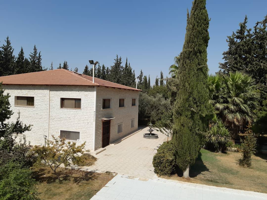 مزرعة 