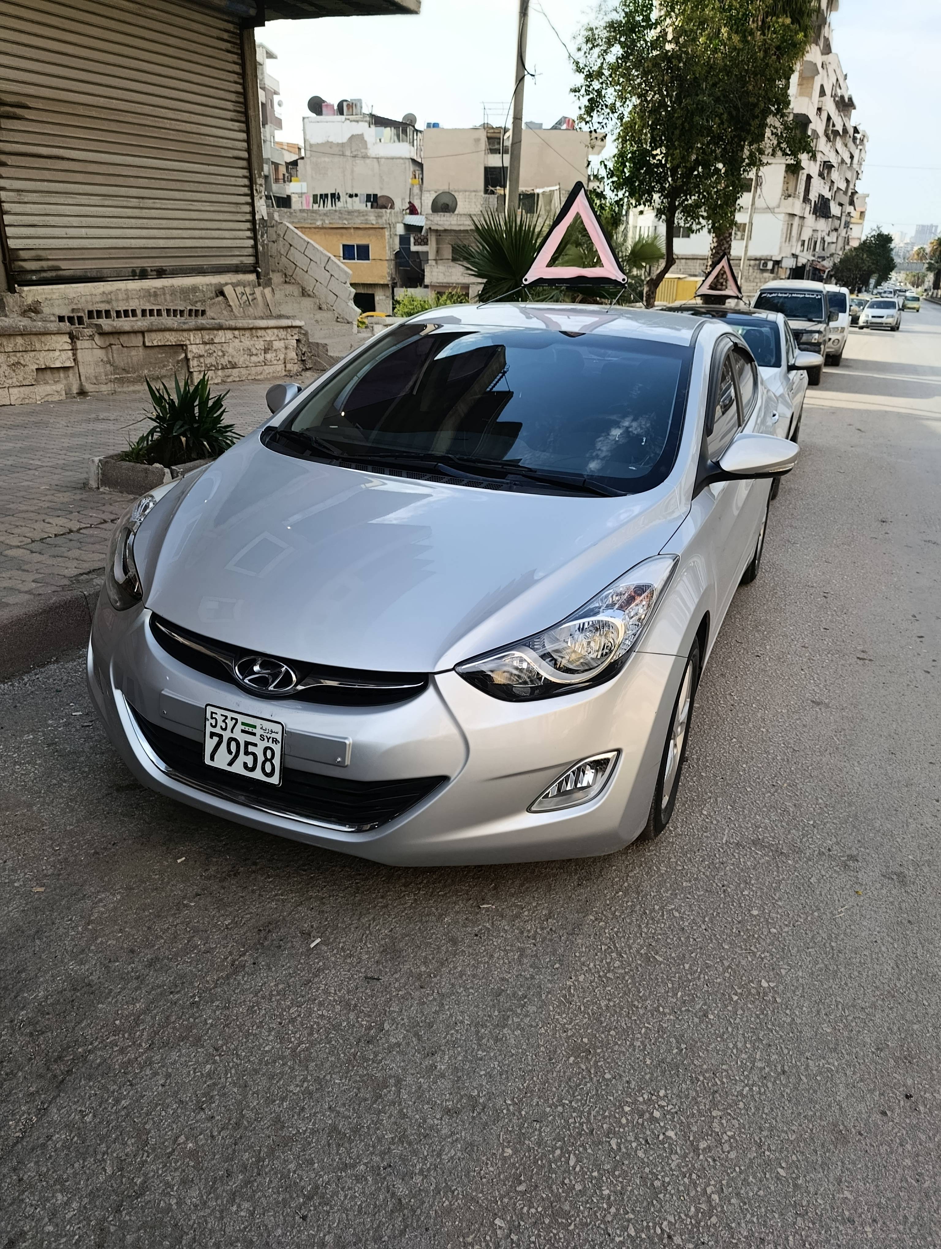 النترا ٢٠١١ وارد كوري