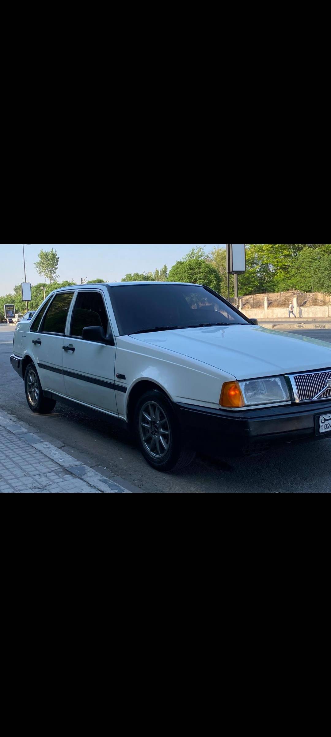 فولفو 460 / 1993