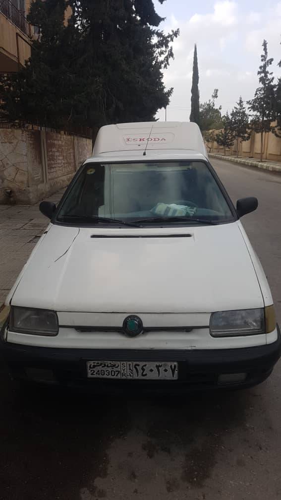 سكودا مغلقة 1998