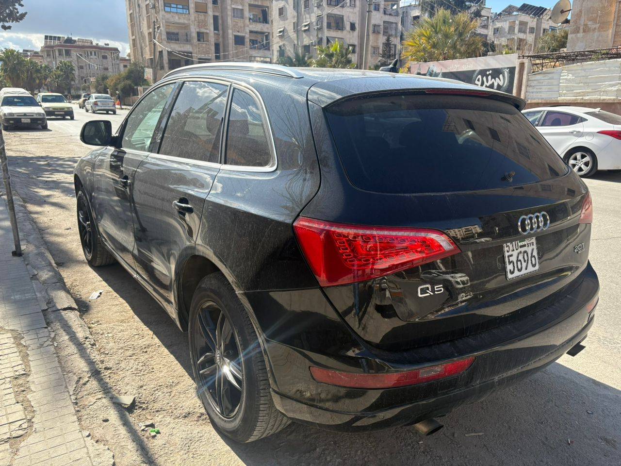سيارة