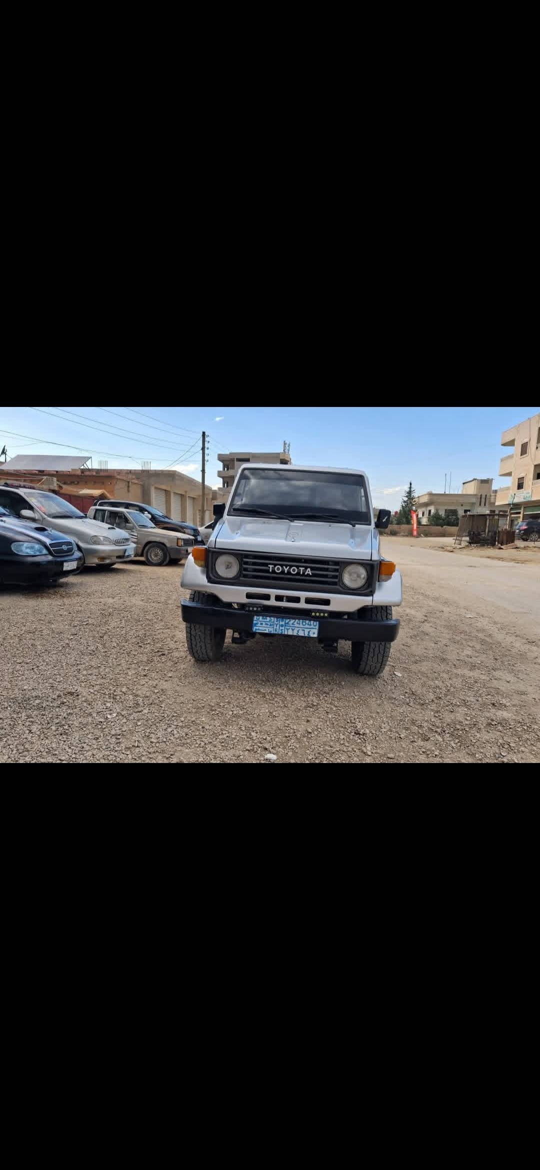 سيارة للبيع 