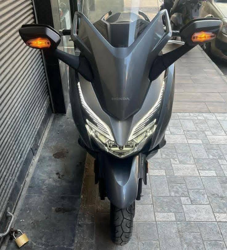 Honda forza