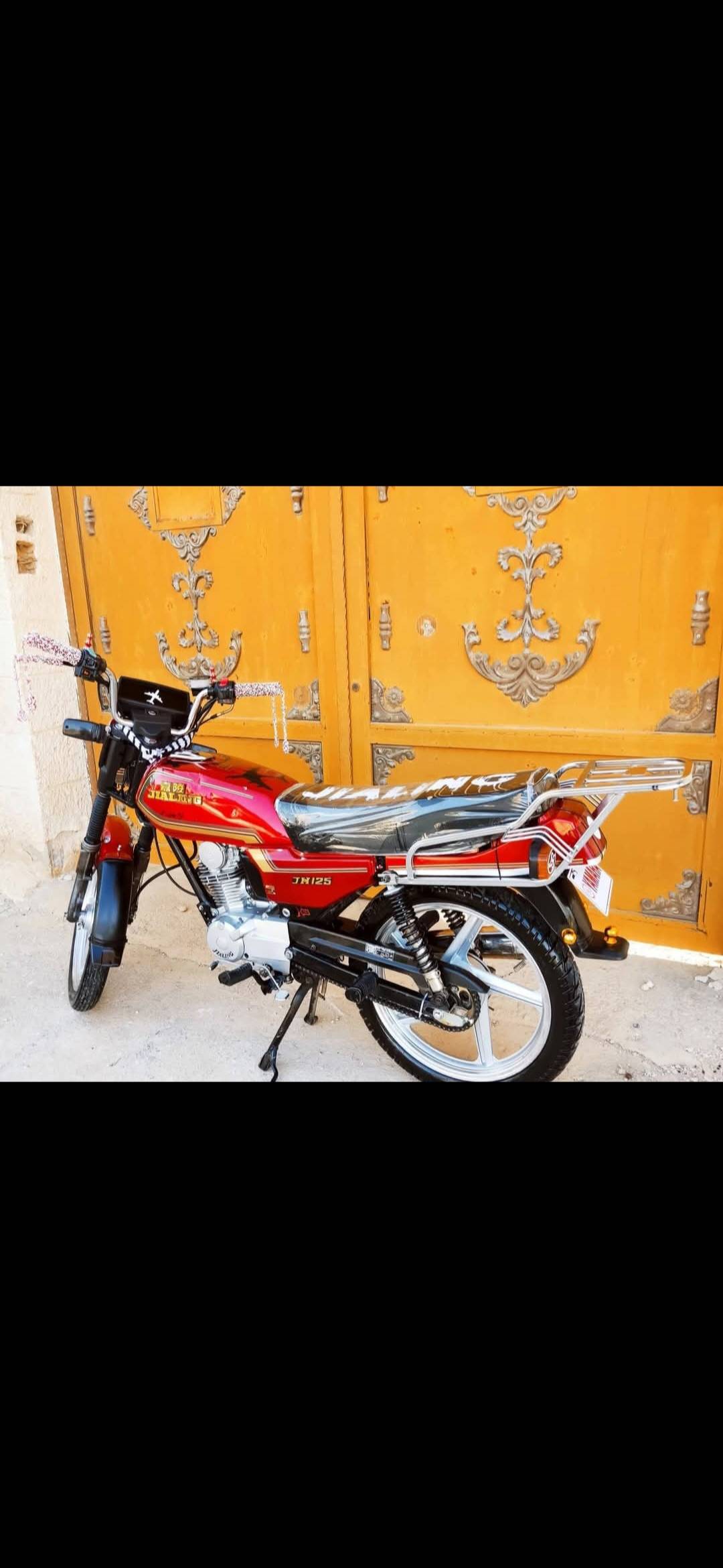 موتور للبيع 