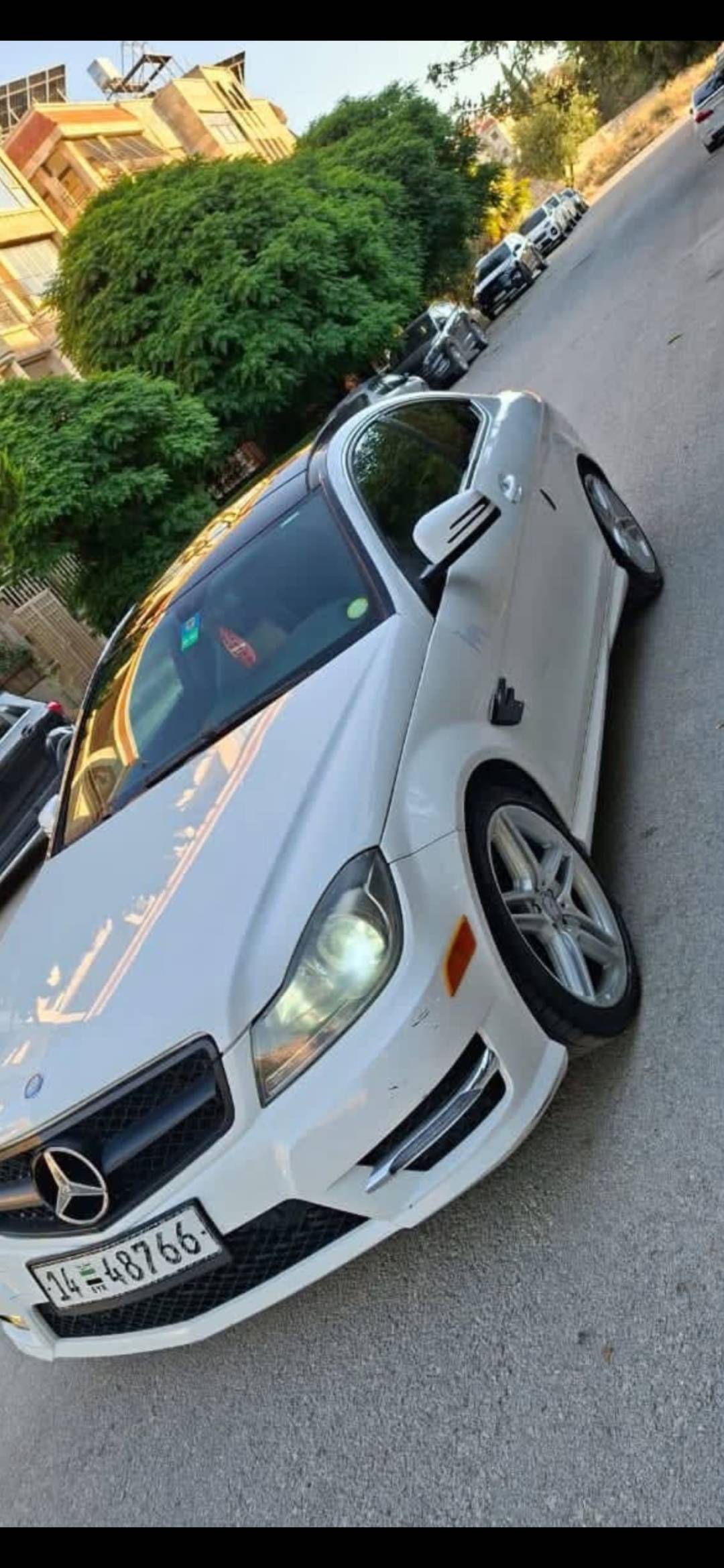 سيارة للبيع