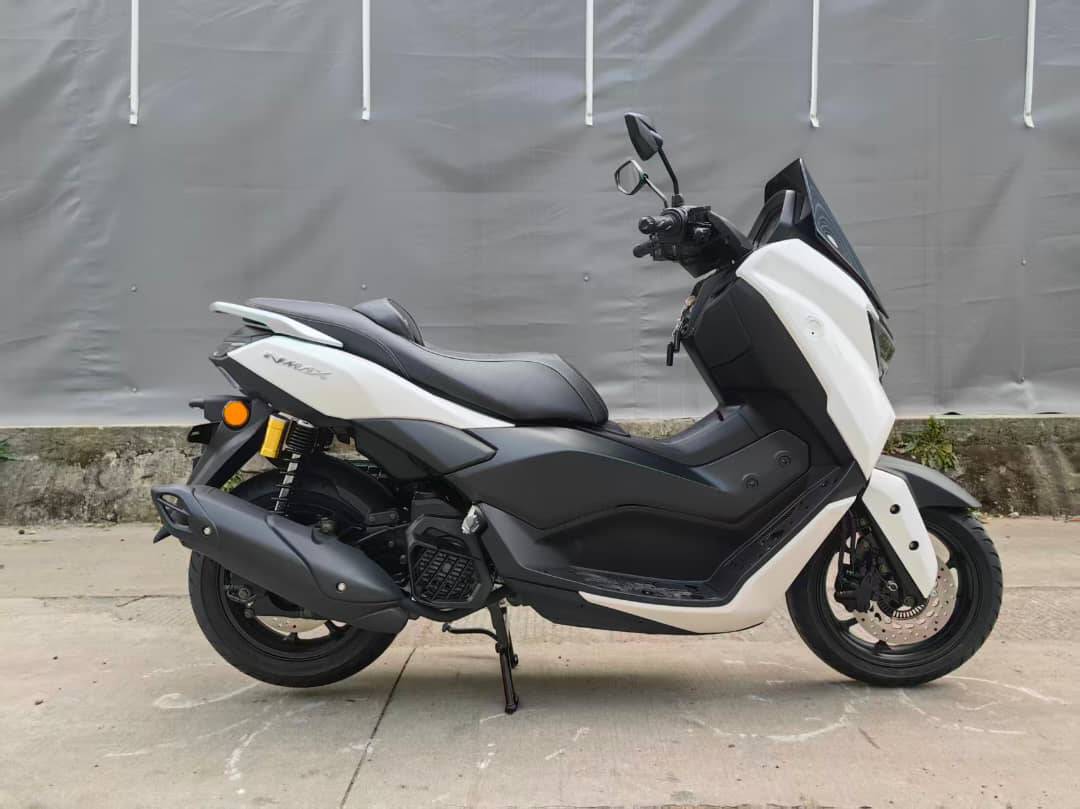 سكوتر Yamaha NMAX