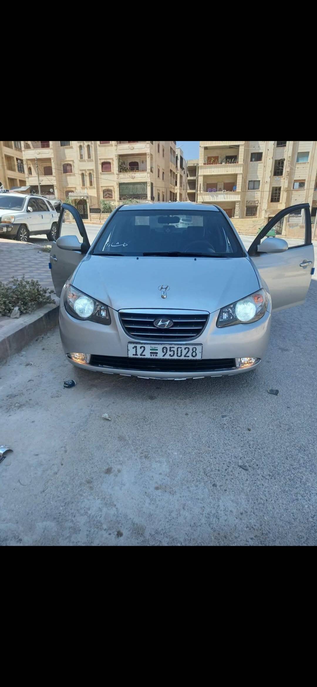 سيارة للبيع 
