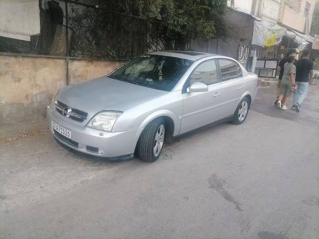 اوبل فيكترا 2006