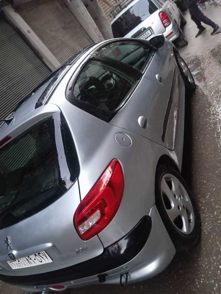 سيارات