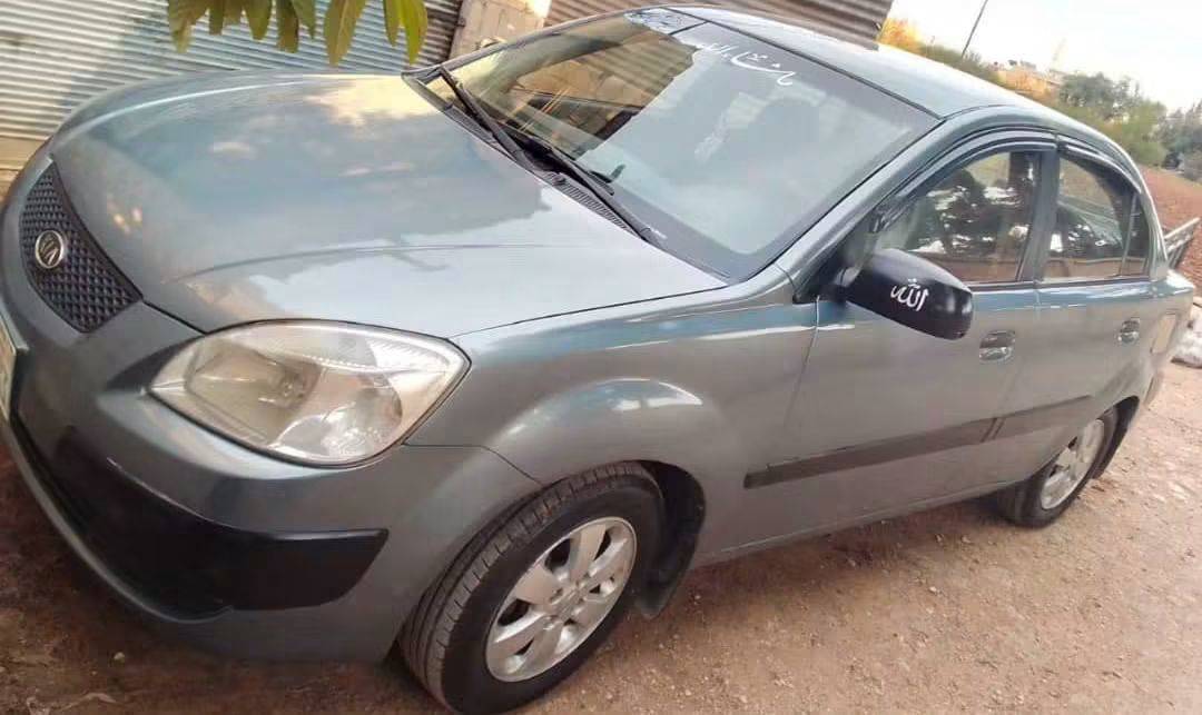 كيا ريو 2005
