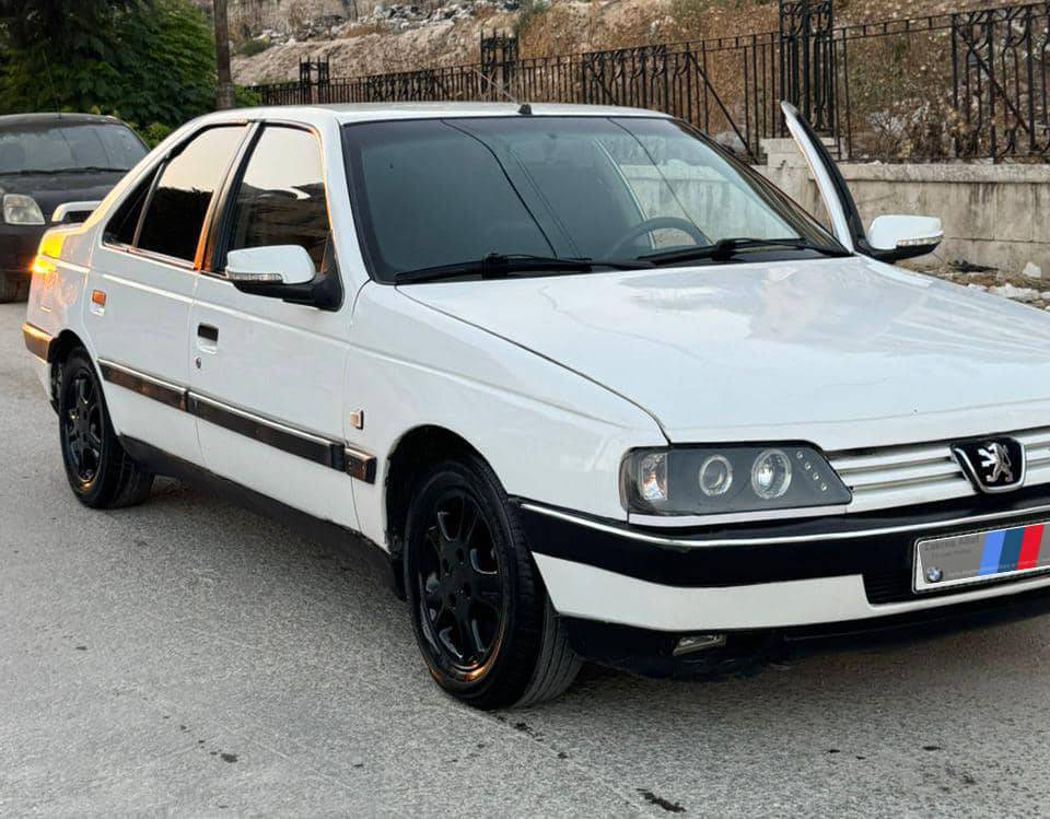 سيارات 