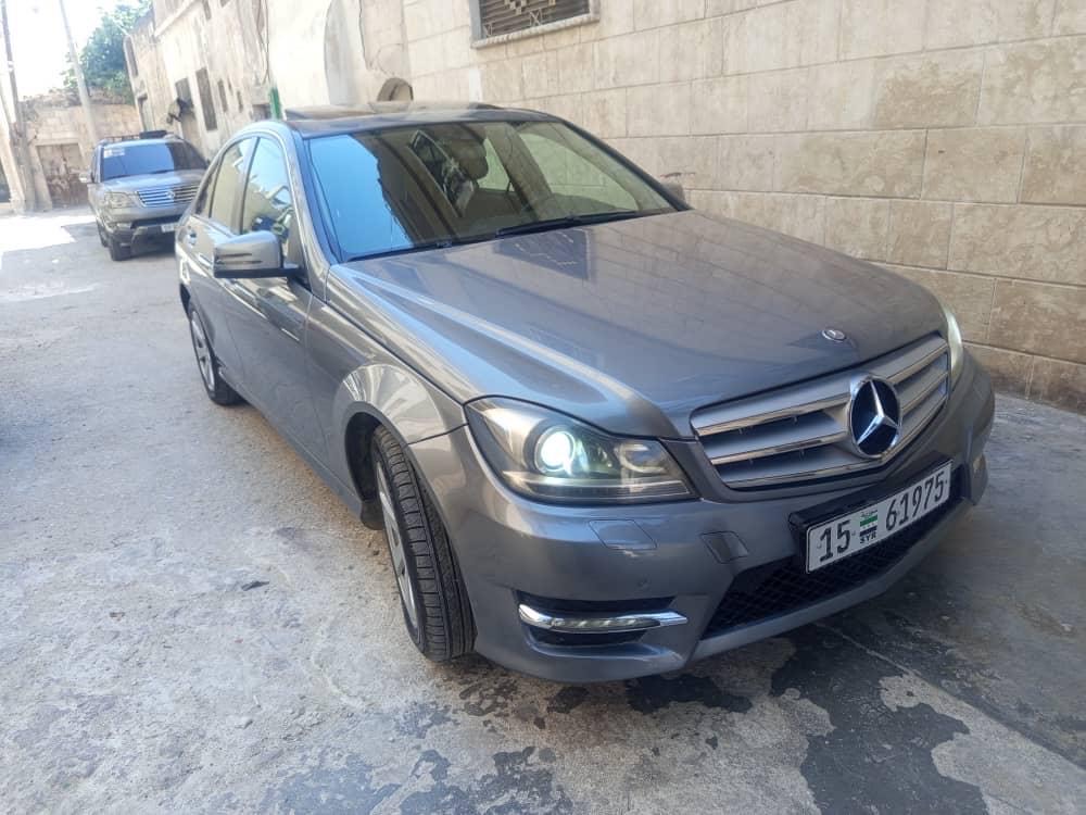 مرسيدس سي 220 موديل 2013 من المالك مباشر مدفوعة الرفاهية
