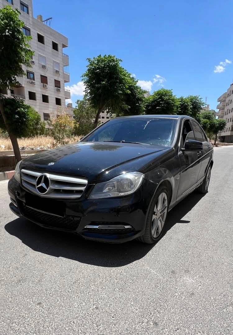 مرسيدس 2011