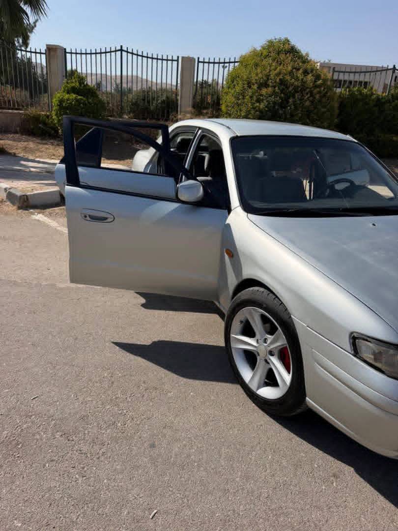 مازدا 2001