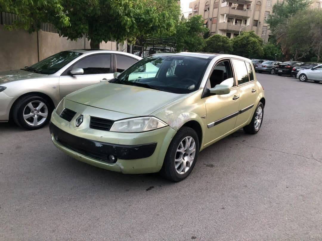 رينو 2005