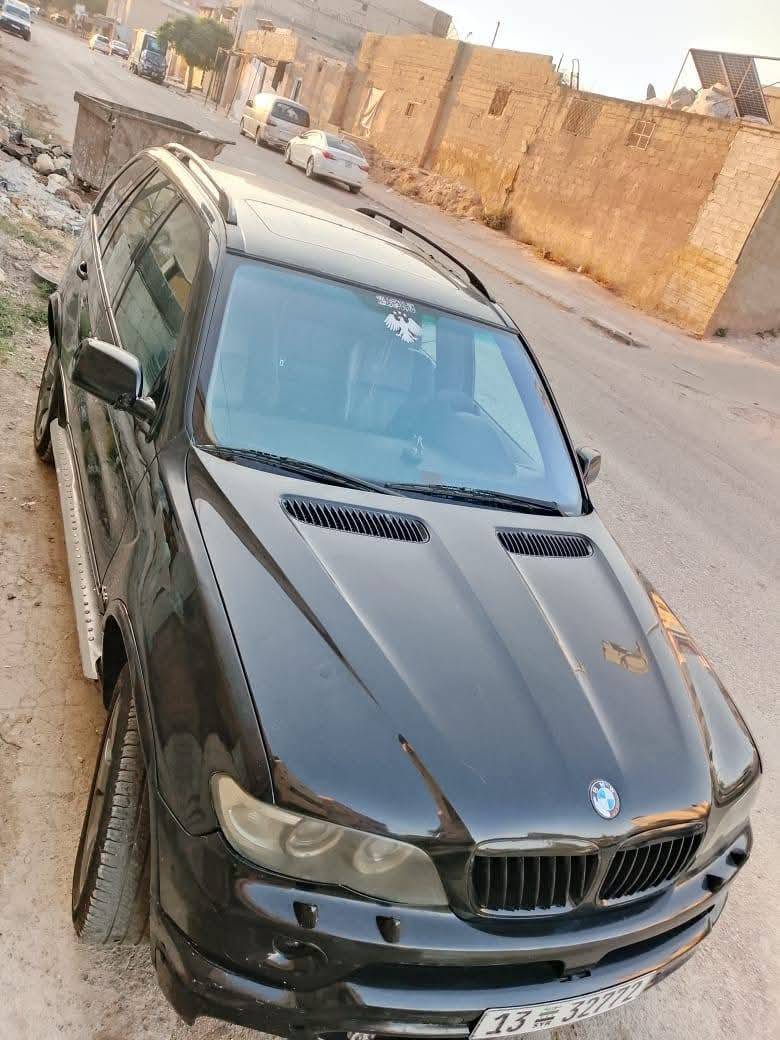 بي ام دبليو 2002