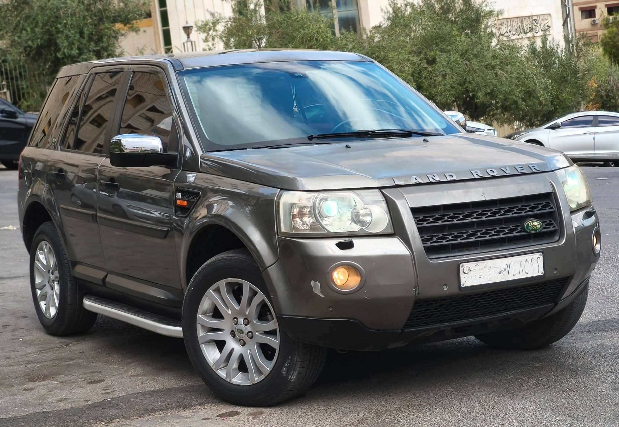 لاند روفر 2008