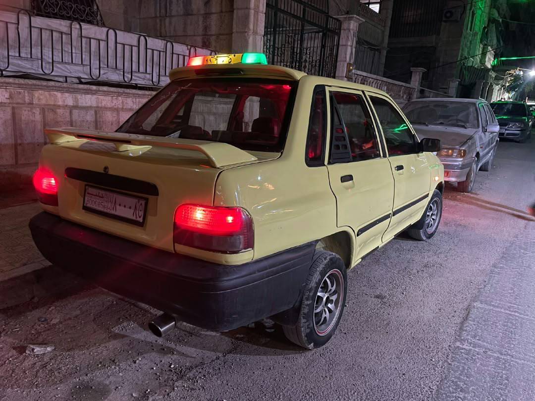 سيارات 